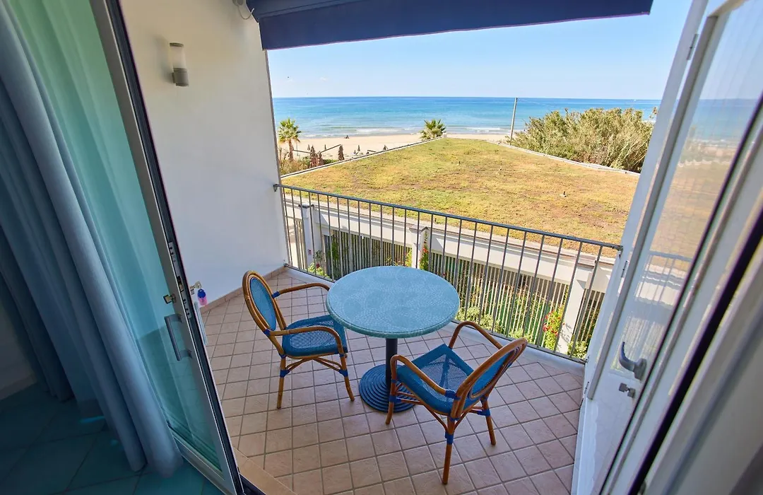 Ancora Resort-1